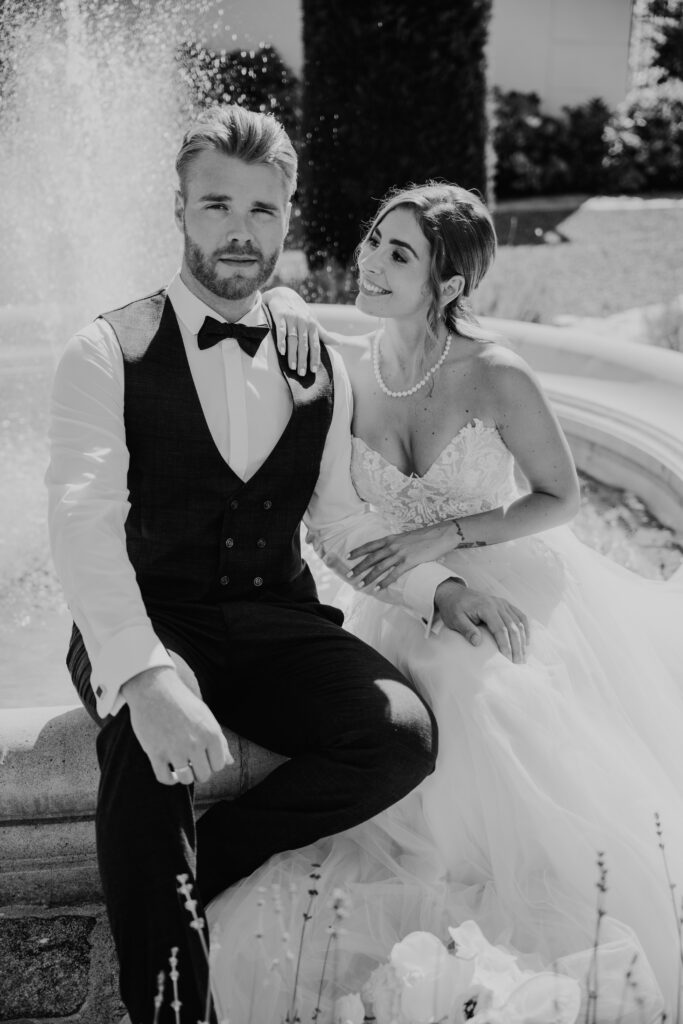 Brautpaar am Brunnen