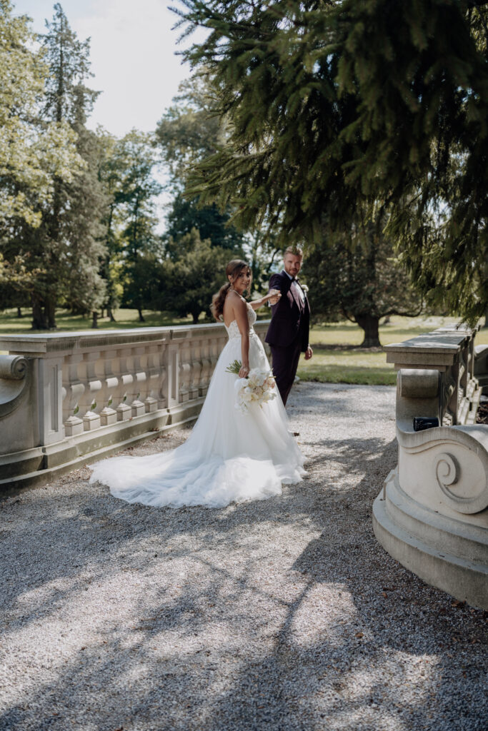 Brautpaar in Hochzeitslocation Wien